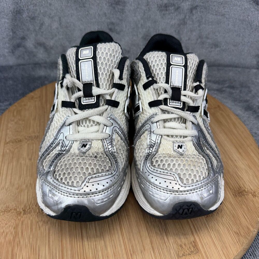 New Balance 1906R Shoes Boys Size 3 White Black Mesh Running Sneakers PC1906ER - Picture 3 of 8
